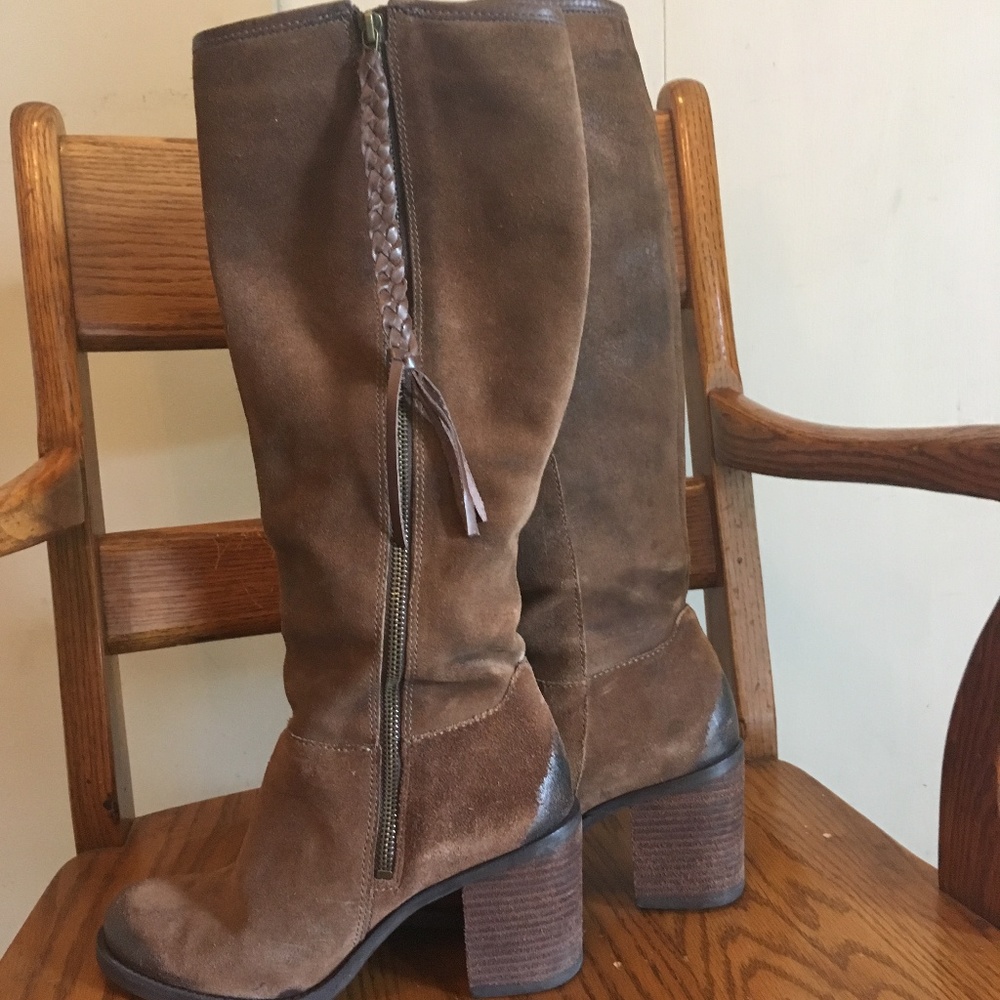 STEVEN by Steve Madden "Wishfil" suede boots 6.5